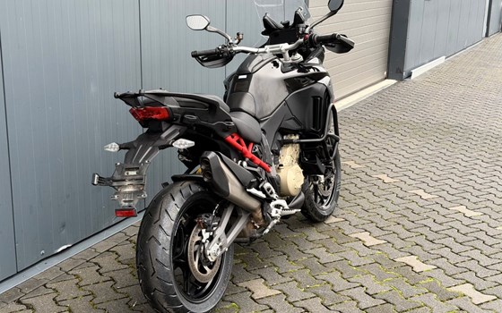 Gebrauchtmotorrad Ducati Multistrada V4 S - Bild 2
