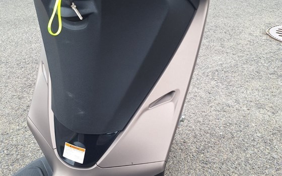 Gebrauchtmotorrad Piaggio Medley 125 - Bild 8