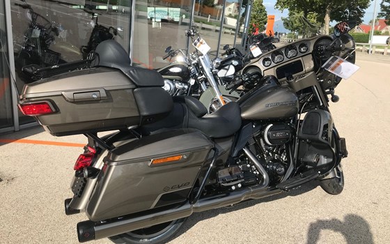 Gebrauchtmotorrad Harley-Davidson CVO Limited FLHTKSE - Bild 3