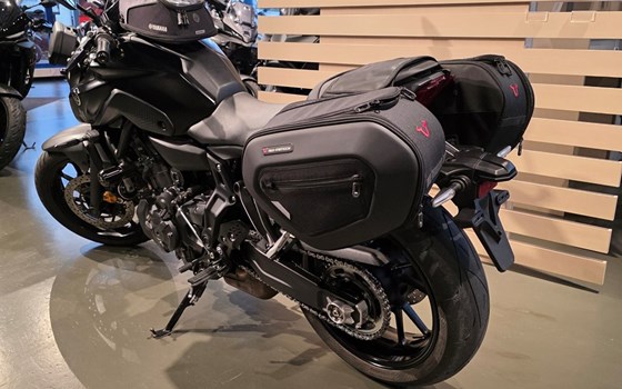 Gebrauchtmotorrad Yamaha MT-07 - Bild 3