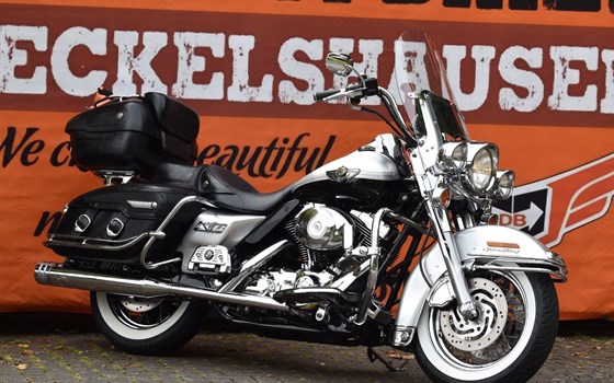 Gebrauchtmotorrad Harley-Davidson Road King Classic FLHRC - Bild 4