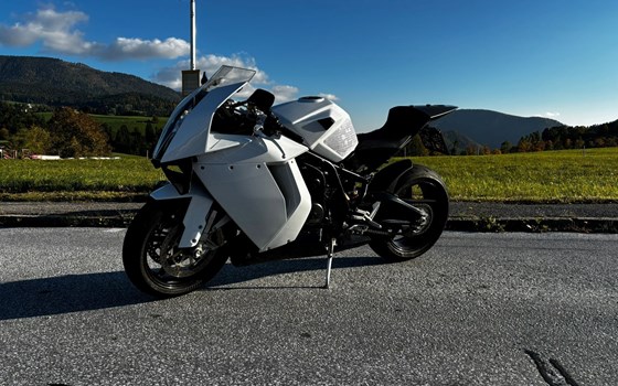 Gebrauchtmotorrad KTM 1190 RC8 - Bild 1