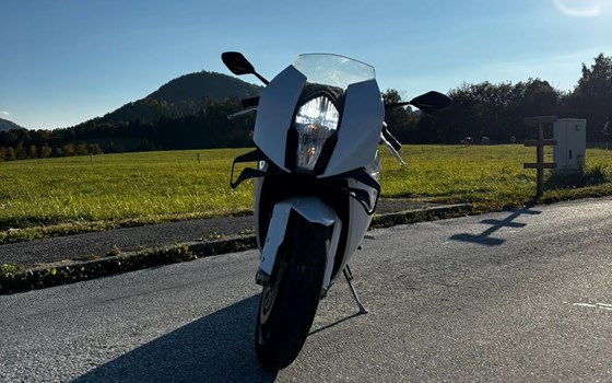 Gebrauchtmotorrad KTM 1190 RC8 - Bild 3