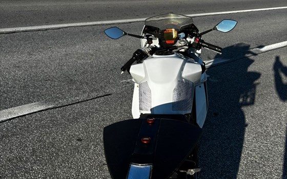 Gebrauchtmotorrad KTM 1190 RC8 - Bild 7