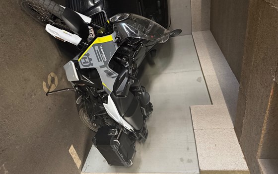 Gebrauchtmotorrad Husqvarna Norden 901 - Bild 5