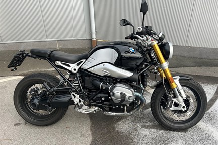 BMW R nineT