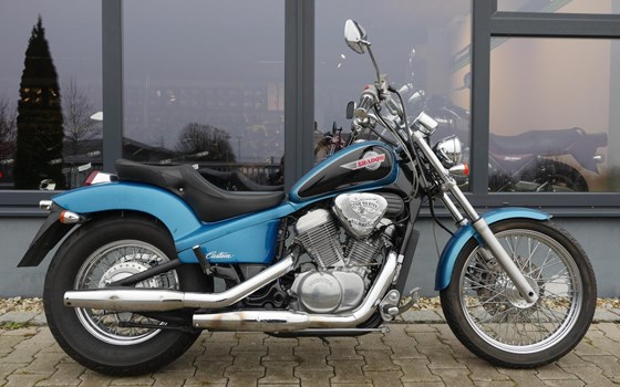 Gebrauchtmotorrad Honda VT 600 C Shadow - Bild 1