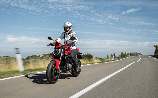 Ducati Monster + (weiß) - Bild 4