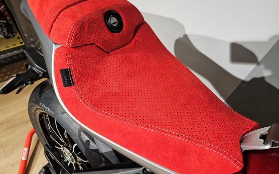 Neufahrzeug MV Agusta Superveloce 800 S - Bild 6