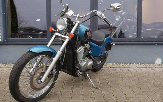 Gebrauchtmotorrad Honda VT 600 C Shadow - Bild 7
