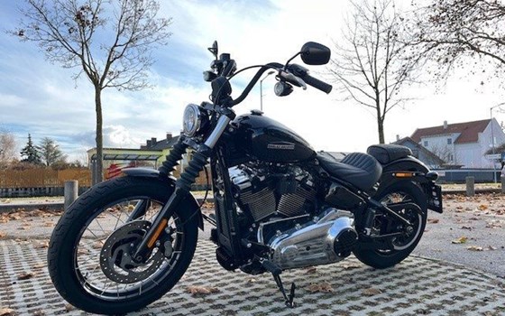 Neufahrzeug Harley-Davidson Softail Street Bob FXBB - Bild 11