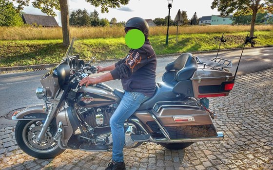 Gebrauchtmotorrad Harley-Davidson Electra Glide Ultra Classic FLHTCU - Bild 1