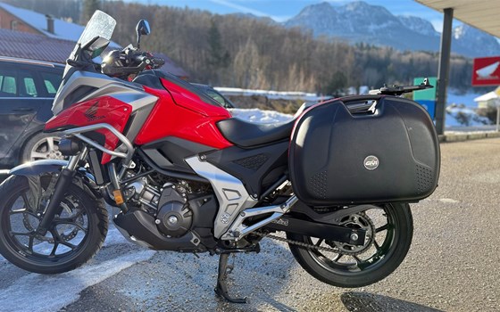 Gebrauchtmotorrad Honda NC750X DCT - Bild 2