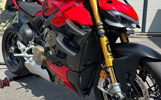 Gebrauchtmotorrad Ducati Streetfighter V4 S - Bild 1