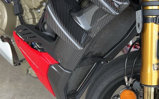 Gebrauchtmotorrad Ducati Streetfighter V4 S - Bild 2