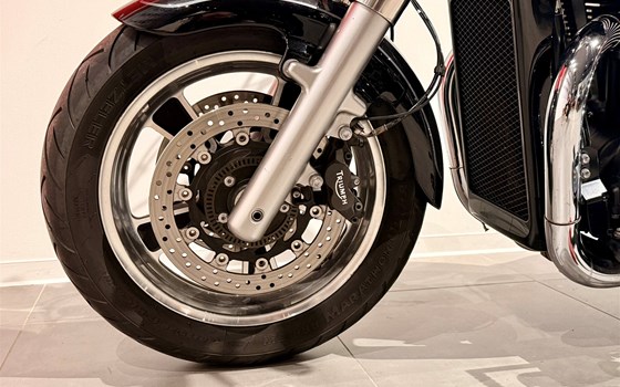 Gebrauchtmotorrad Triumph Thunderbird Commander - Bild 16