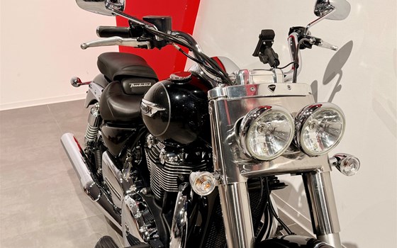 Gebrauchtmotorrad Triumph Thunderbird Commander - Bild 6