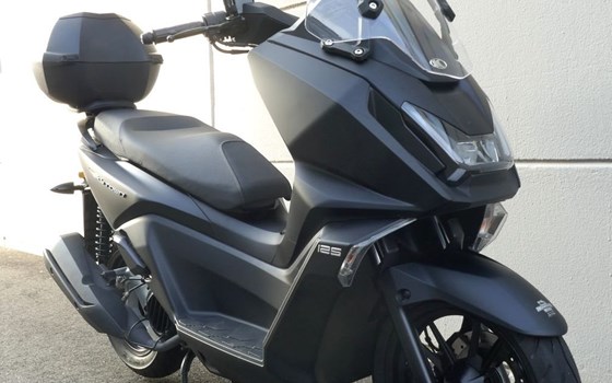 Gebrauchtmotorrad Kymco Sky Town 125i ABS - Bild 2