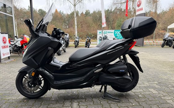 Gebrauchtmotorrad Honda Forza 350 - Bild 6