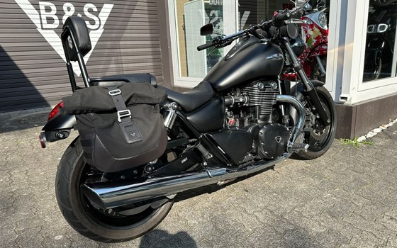 Gebrauchtmotorrad Triumph Thunderbird Storm - Bild 12