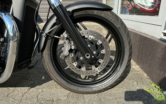 Gebrauchtmotorrad Triumph Thunderbird Storm - Bild 14