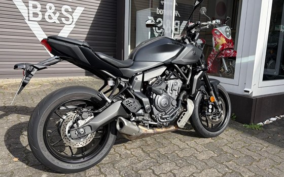 Gebrauchtmotorrad Yamaha MT-07 Y-AMT - Bild 3