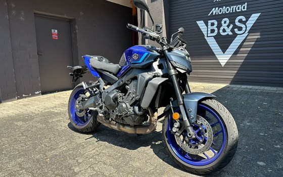 Gebrauchtmotorrad Yamaha MT-09 - Bild 2