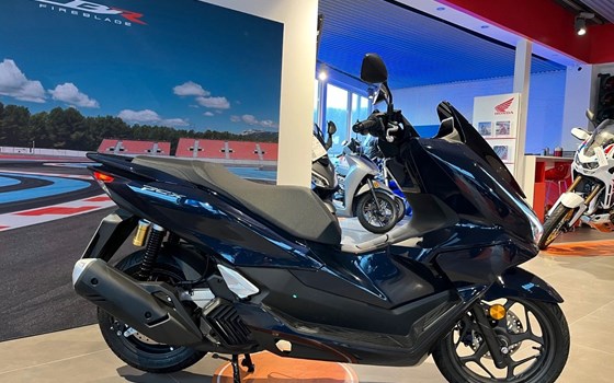 Gebrauchtmotorrad Honda PCX125 DX - Bild 2