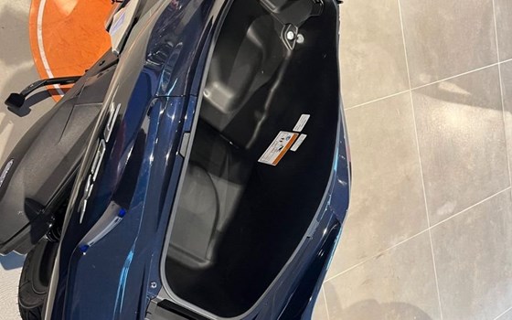 Gebrauchtmotorrad Honda PCX125 DX - Bild 8