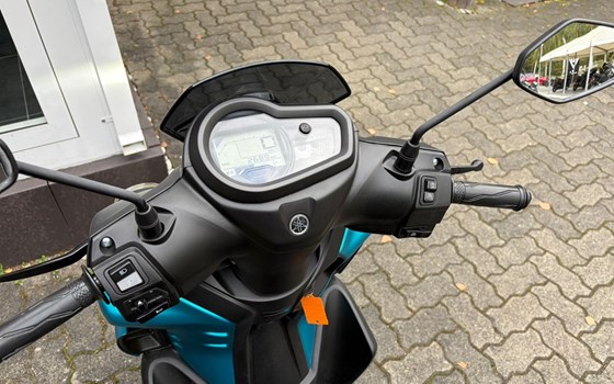Gebrauchtmotorrad Yamaha RayZR - Bild 9