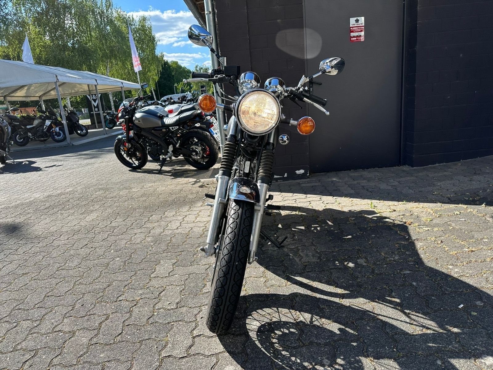 Yamaha SR 400
