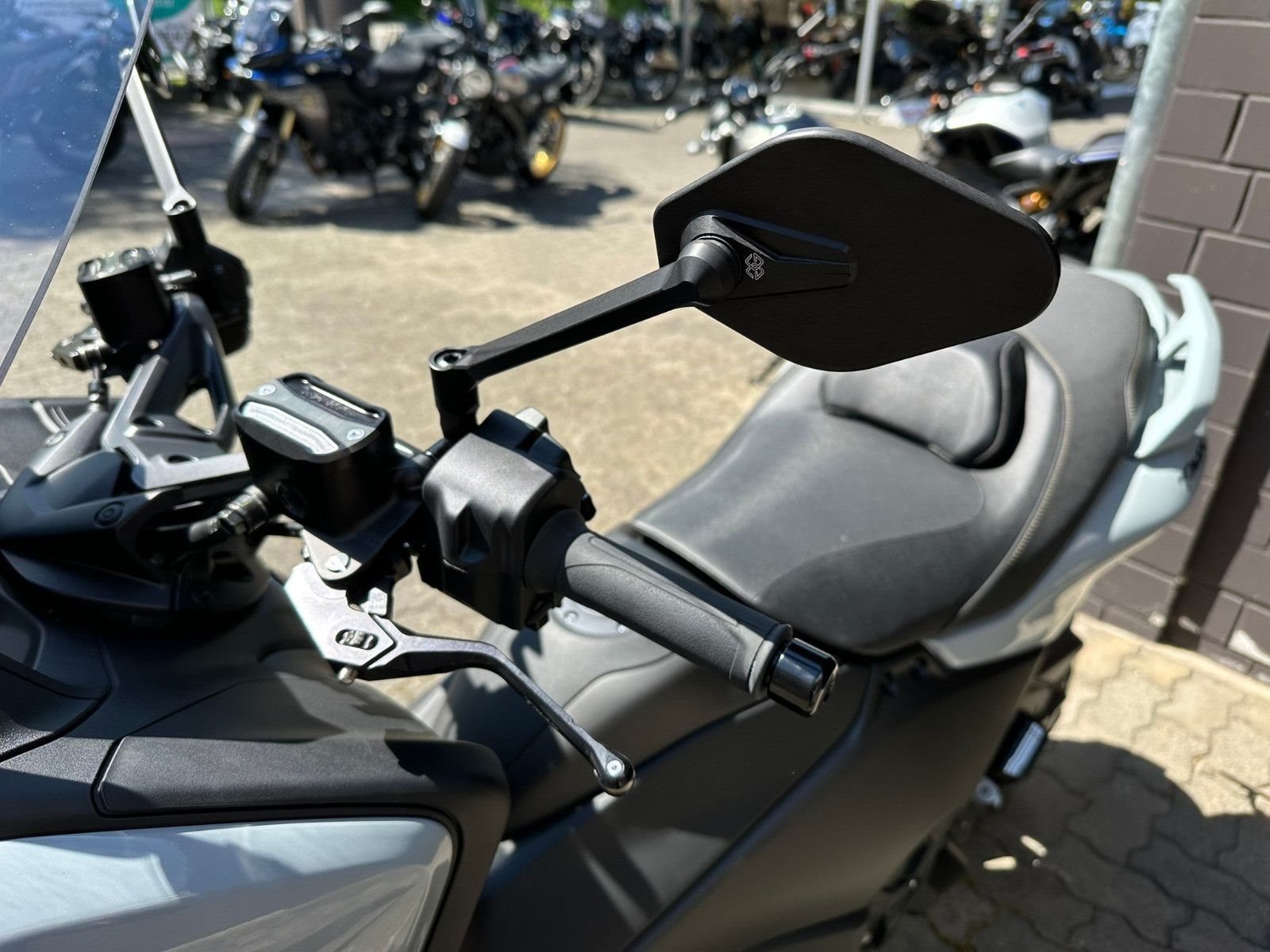 Yamaha TMAX Tech MAX