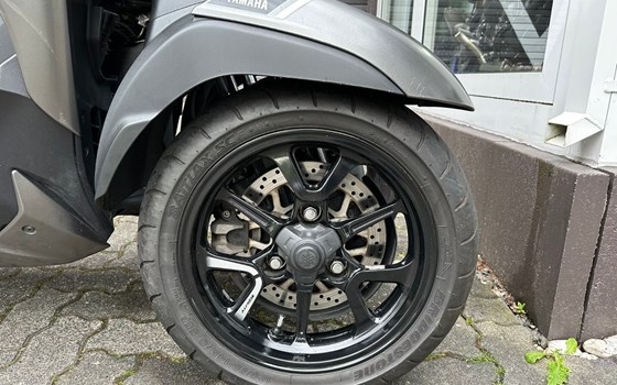 Gebrauchtmotorrad Yamaha Tricity 300 - Bild 12