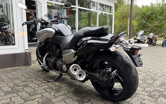 Gebrauchtmotorrad Yamaha V-MAX - Bild 5