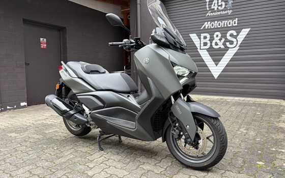 Gebrauchtmotorrad Yamaha XMAX 300 - Bild 2