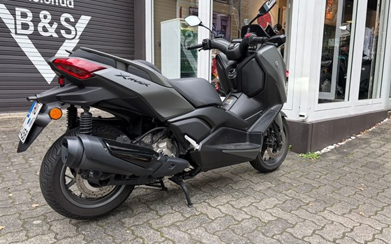 Gebrauchtmotorrad Yamaha XMAX 300 - Bild 3