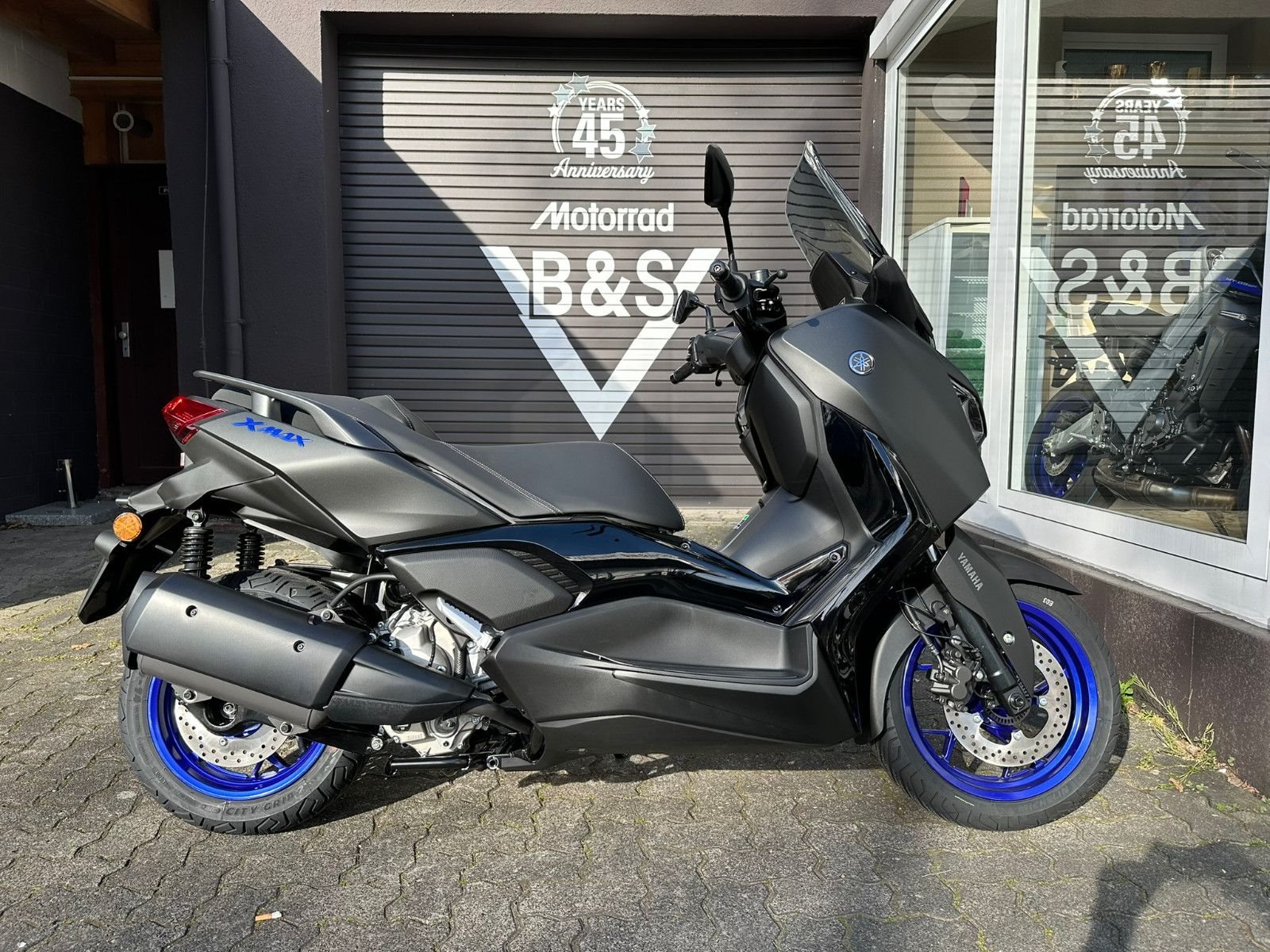 Yamaha XMAX 300 X-MAX ABS LED Modelljahr 2024