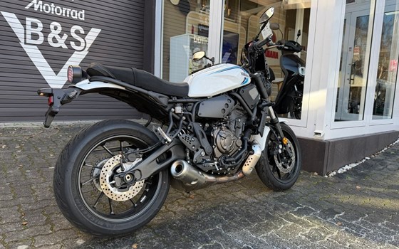 Gebrauchtmotorrad Yamaha XSR700 - Bild 3
