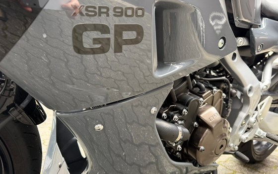 Gebrauchtmotorrad Yamaha XSR900 GP - Bild 9