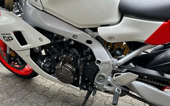 Gebrauchtmotorrad Yamaha XSR900 GP - Bild 9