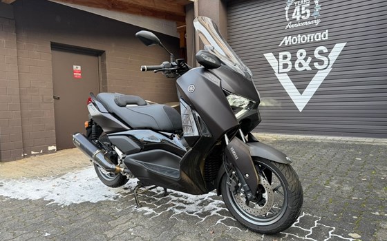 Gebrauchtmotorrad Yamaha XMAX 300 Tech MAX+ - Bild 2