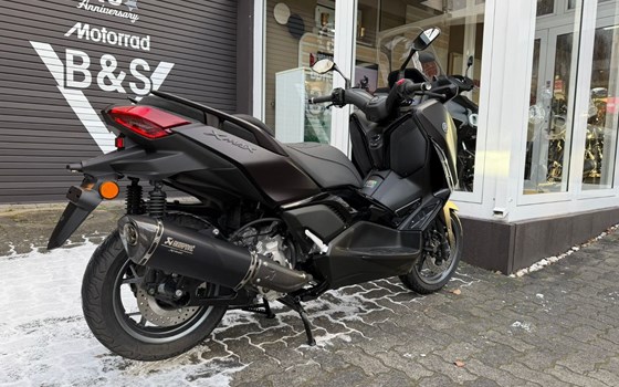 Gebrauchtmotorrad Yamaha XMAX 300 Tech MAX+ - Bild 3