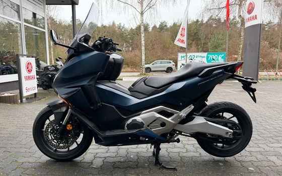 Gebrauchtmotorrad Honda Forza 750 - Bild 6