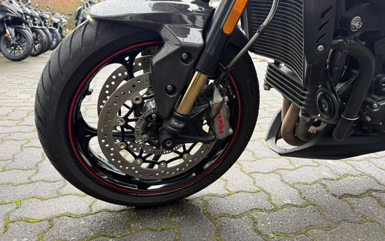 Gebrauchtmotorrad Triumph Speed Triple RS - Bild 8