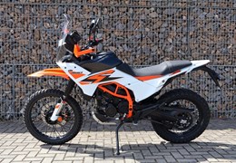 Neumotorrad KTM 390 Adventure R