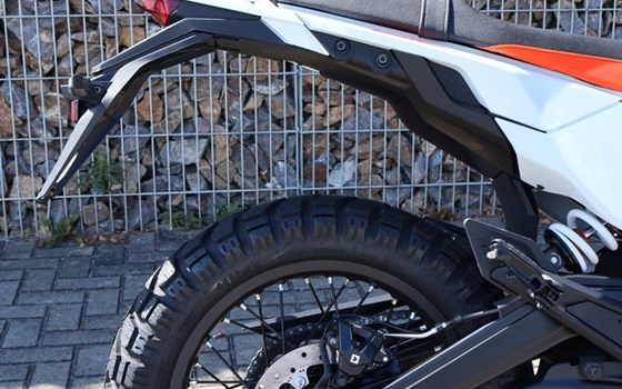 Neufahrzeug KTM 390 Adventure R - Bild 14