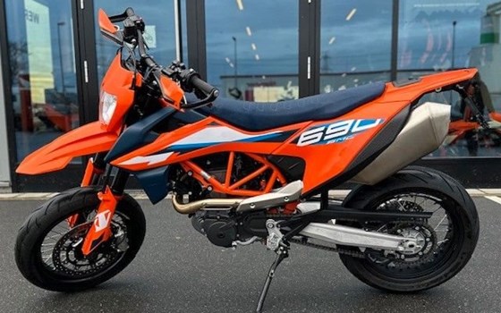 Gebrauchtmotorrad KTM 690 SMC R - Bild 2