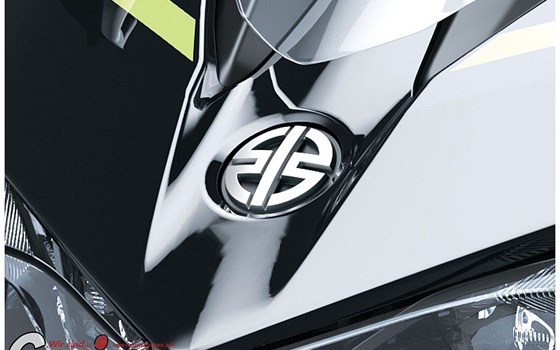 Neufahrzeug Kawasaki Ninja 7 Hybrid - Bild 8