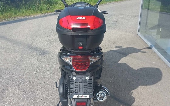 Gebrauchtmotorrad Sym VS 125 - Bild 2