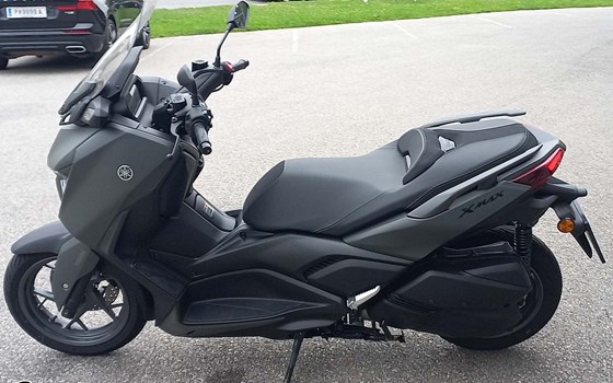 Gebrauchtmotorrad Yamaha XMAX 300 - Bild 1